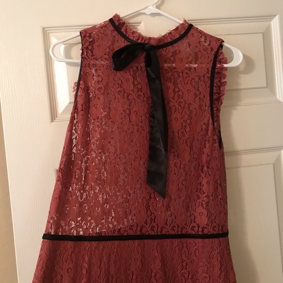 Mauve Midi Lace Dress - Picture 3 of 8